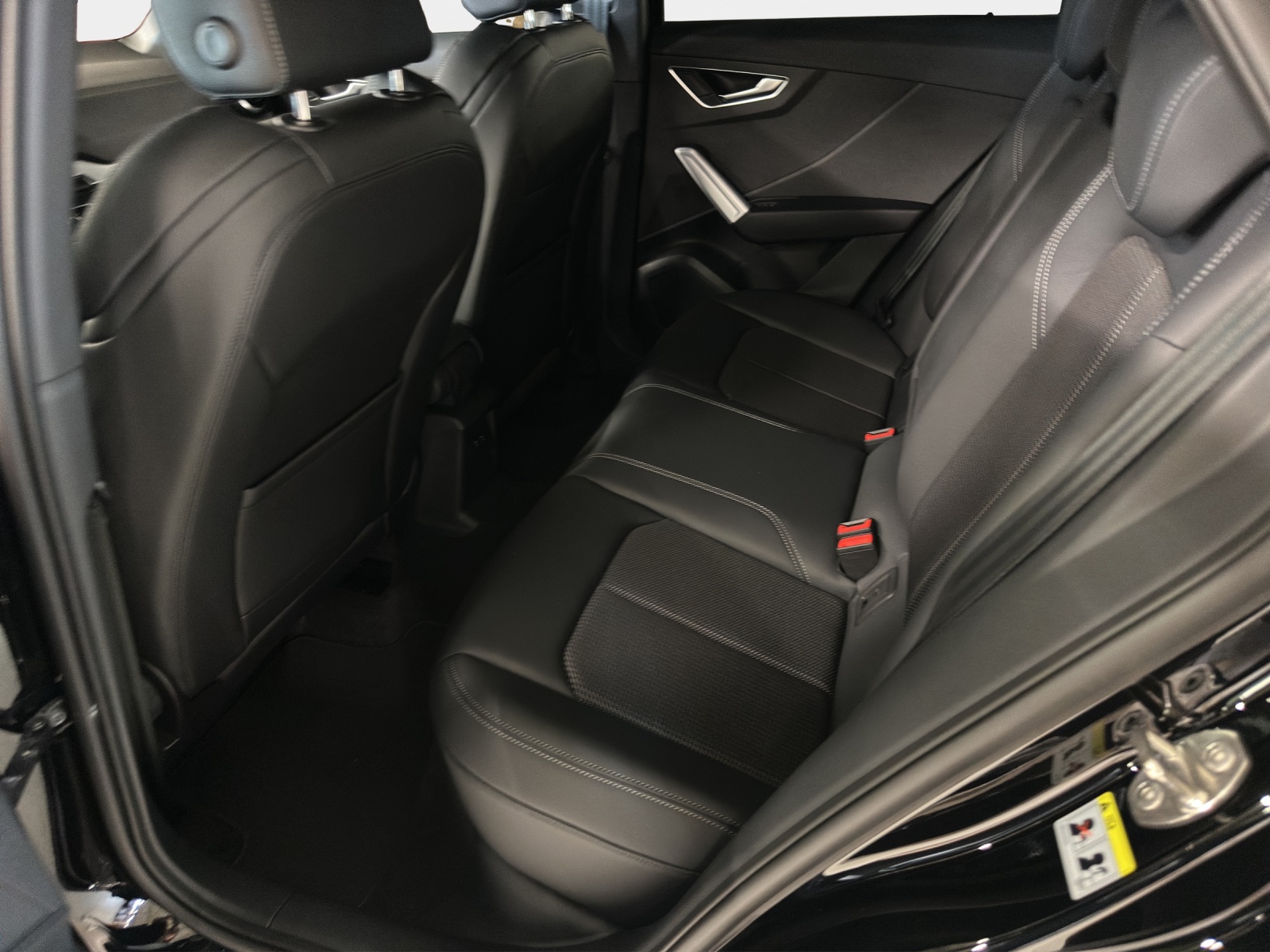 AUDI Q2 40 TFSI Attraction quattro S-tronic-image-11