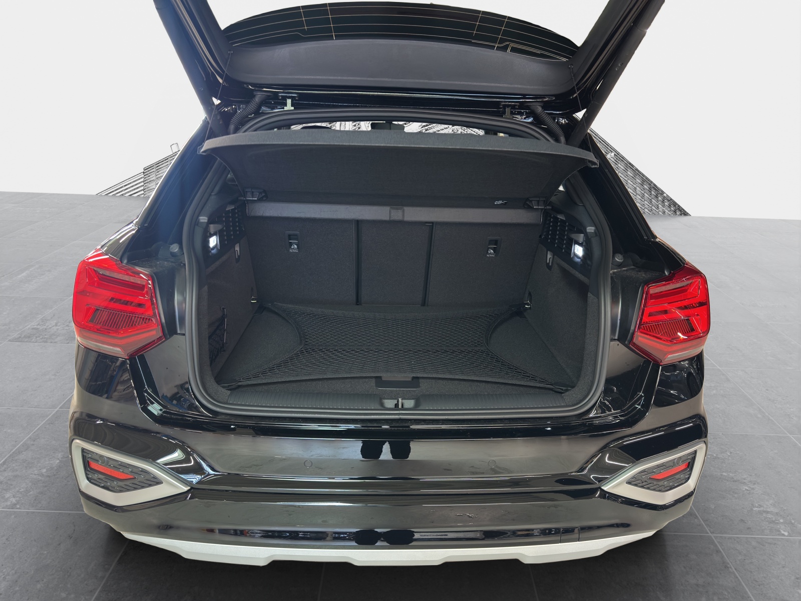 AUDI Q2 40 TFSI Attraction quattro S-tronic-image-12