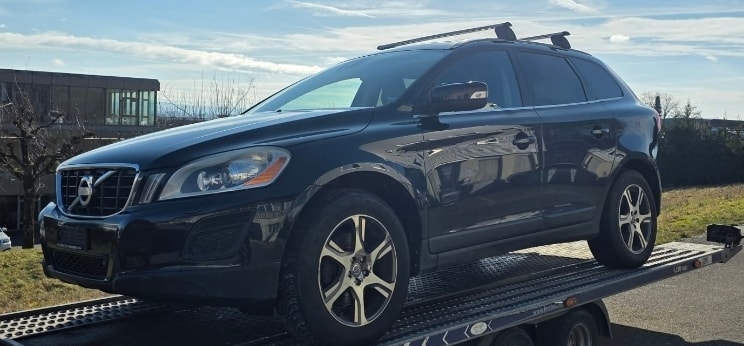 VOLVO XC60 D5 AWD Summum Geartronic-image-1