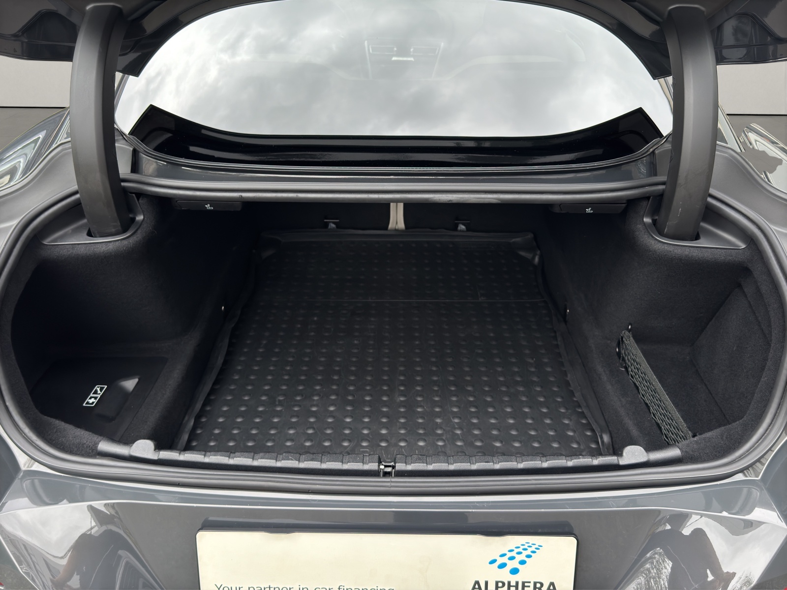 BMW M850i xDrive Steptronic-image-14