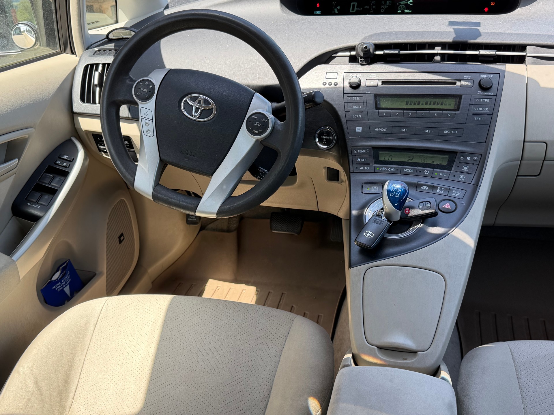 TOYOTA Prius 1.8 16V Hybrid-image-3