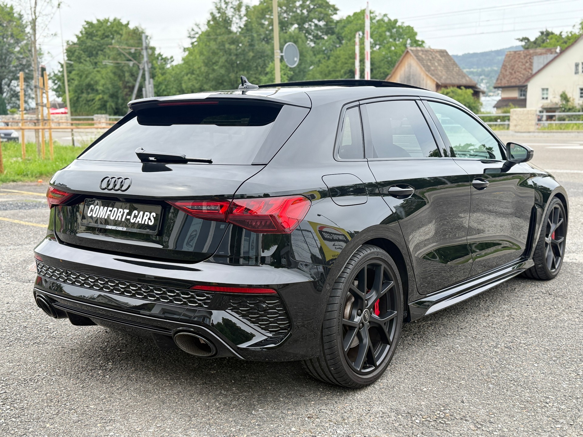 AUDI RS3 Sportback 2.5 TSI quattro S-tronic-image-7