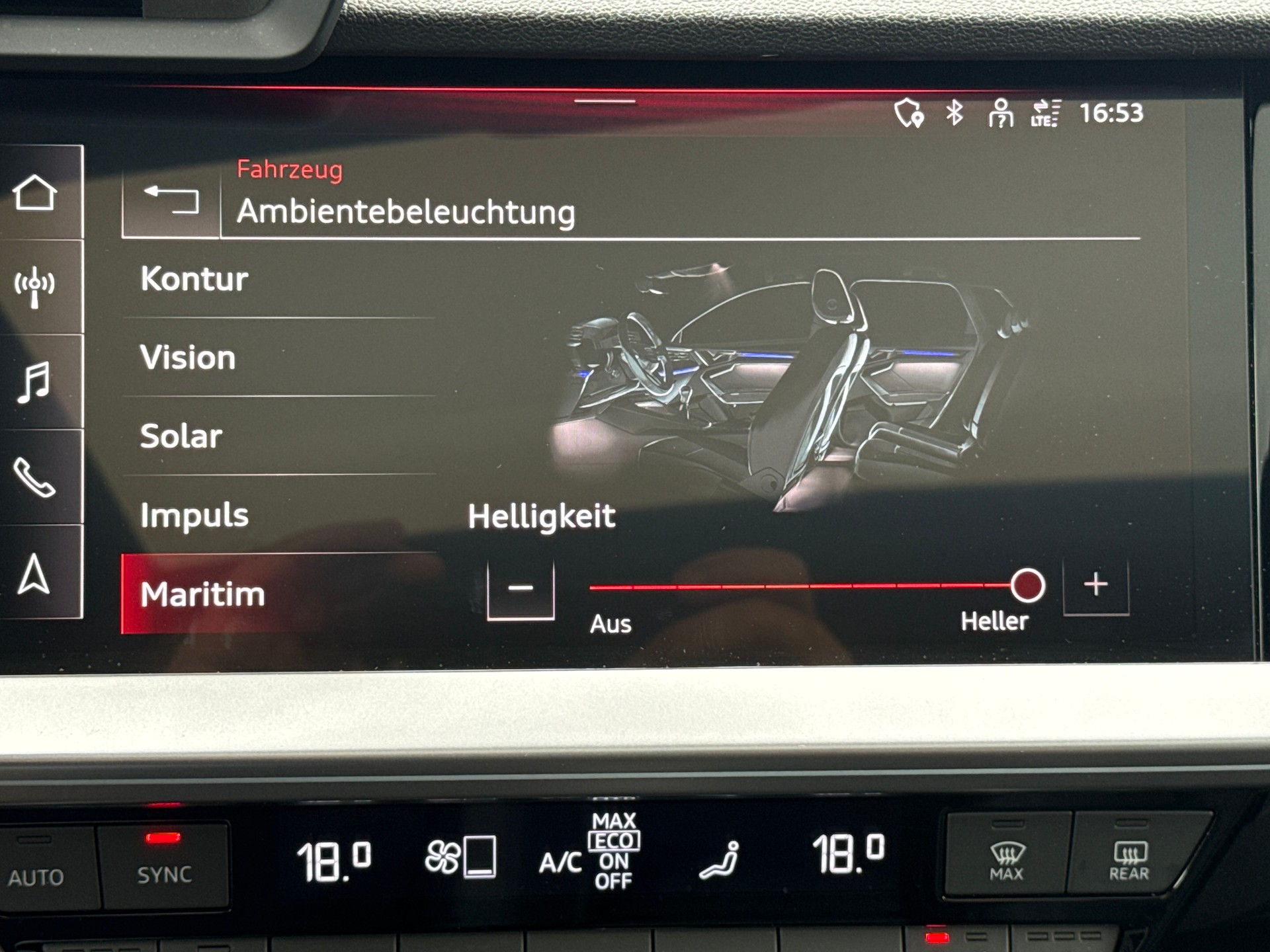 AUDI RS3 Sportback 2.5 TSI quattro S-tronic-image-25