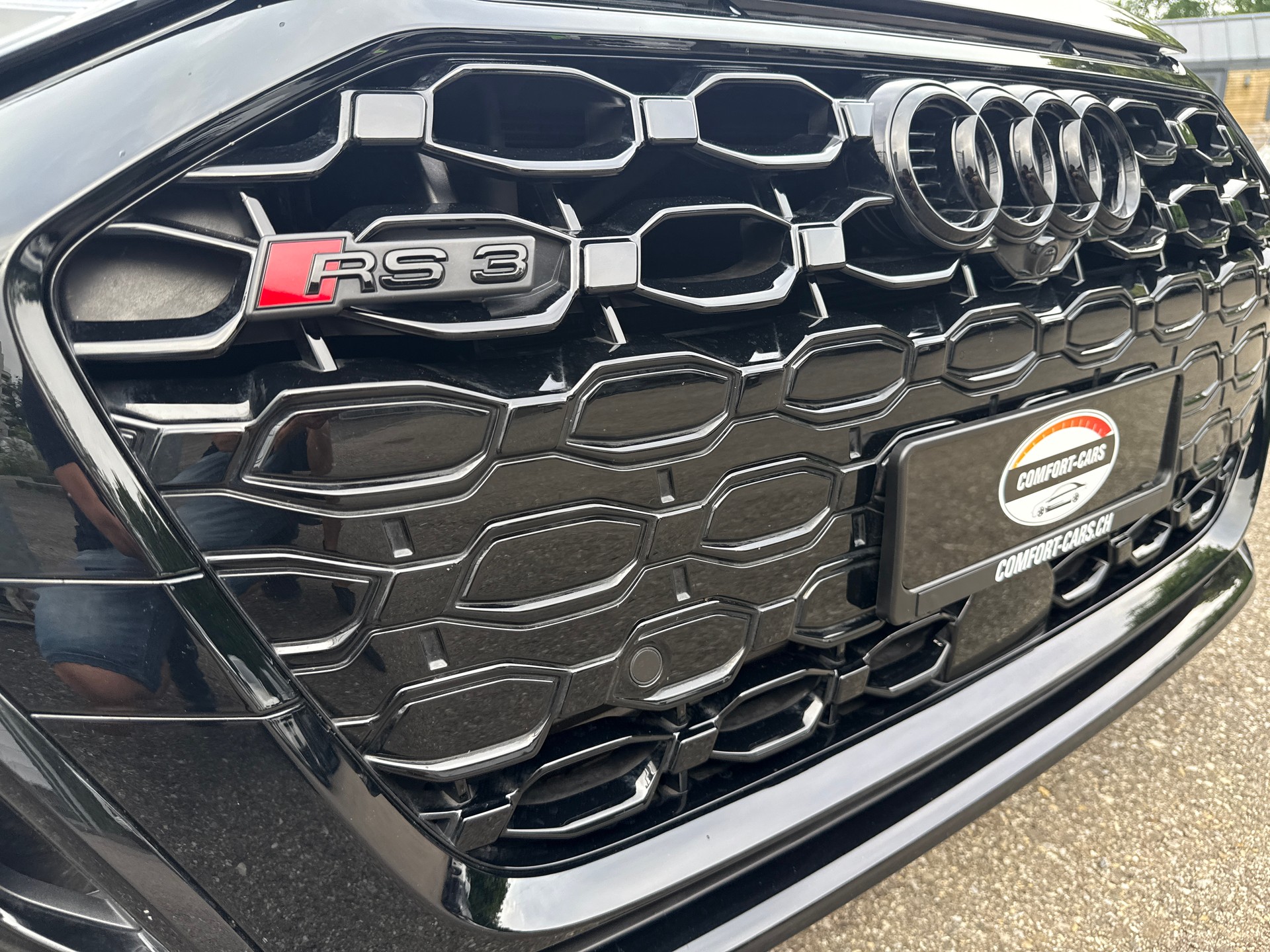 AUDI RS3 Sportback 2.5 TSI quattro S-tronic-image-28