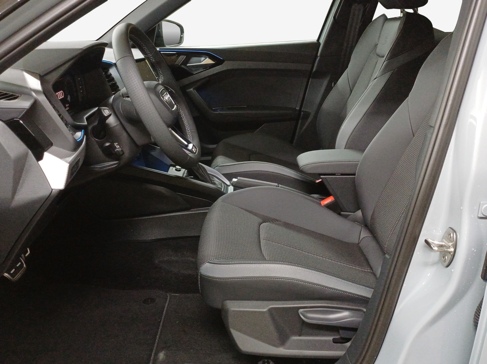 AUDI A1 Sportback 35 TFSI S Line S-tronic-image-7