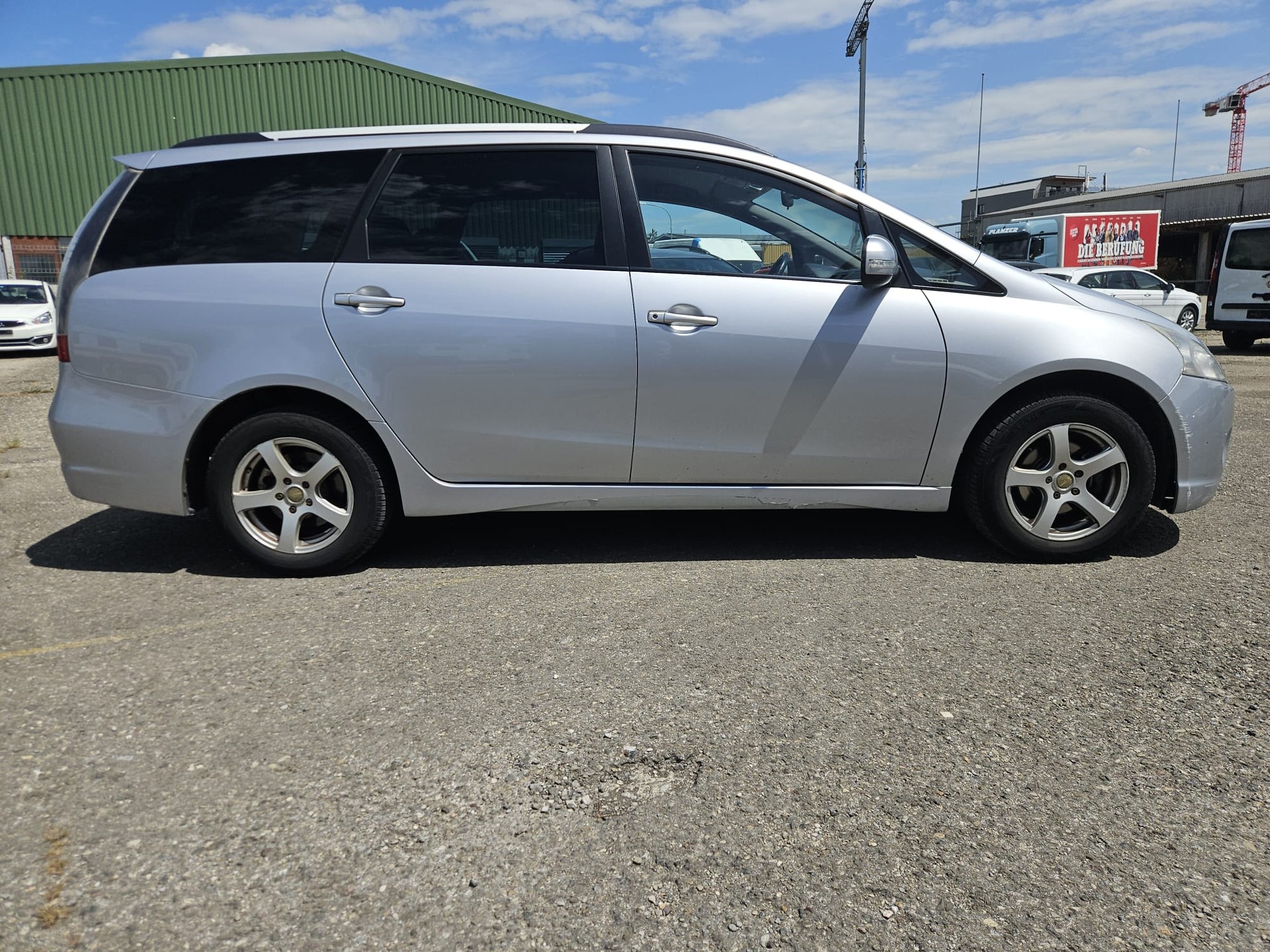 MITSUBISHI Grandis 2.0 16V DID Swiss Edition-image-4