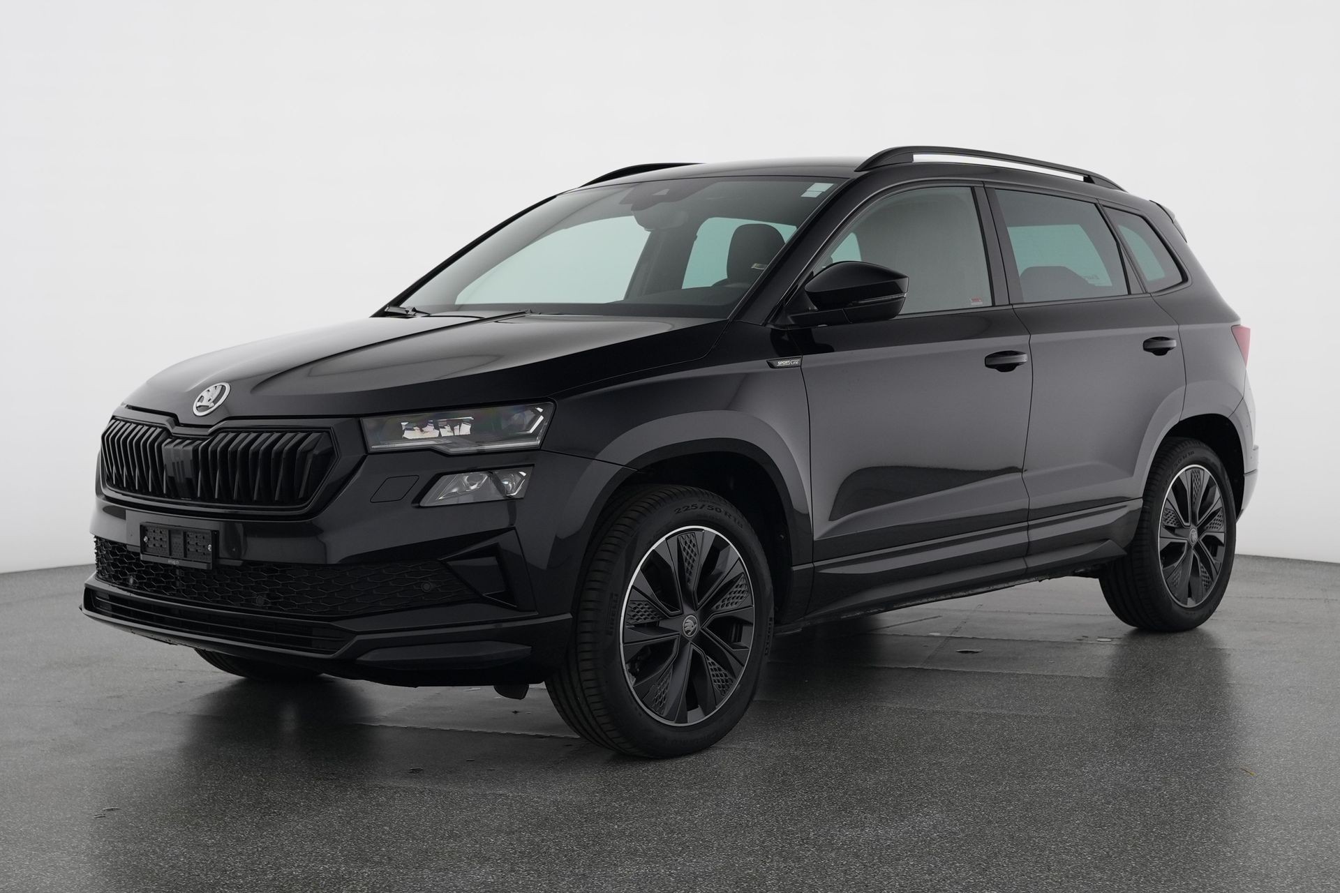 SKODA Karoq 2.0 TSI SportLine 4x4 DSG-image-1