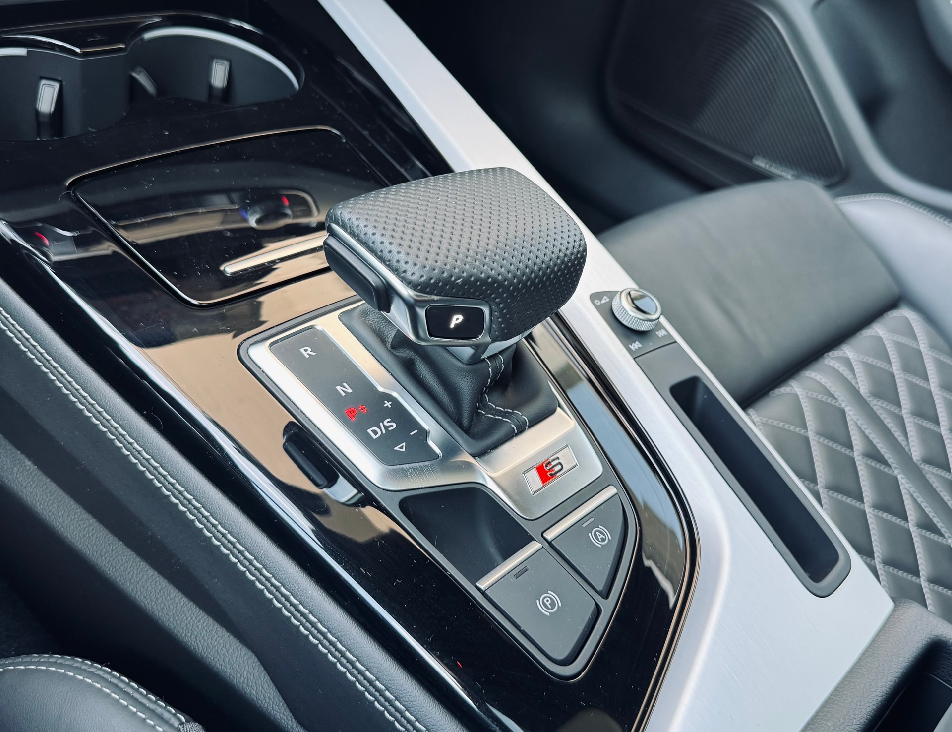 AUDI S5 Sportback 3.0 TDI quattro tiptronic-image-24