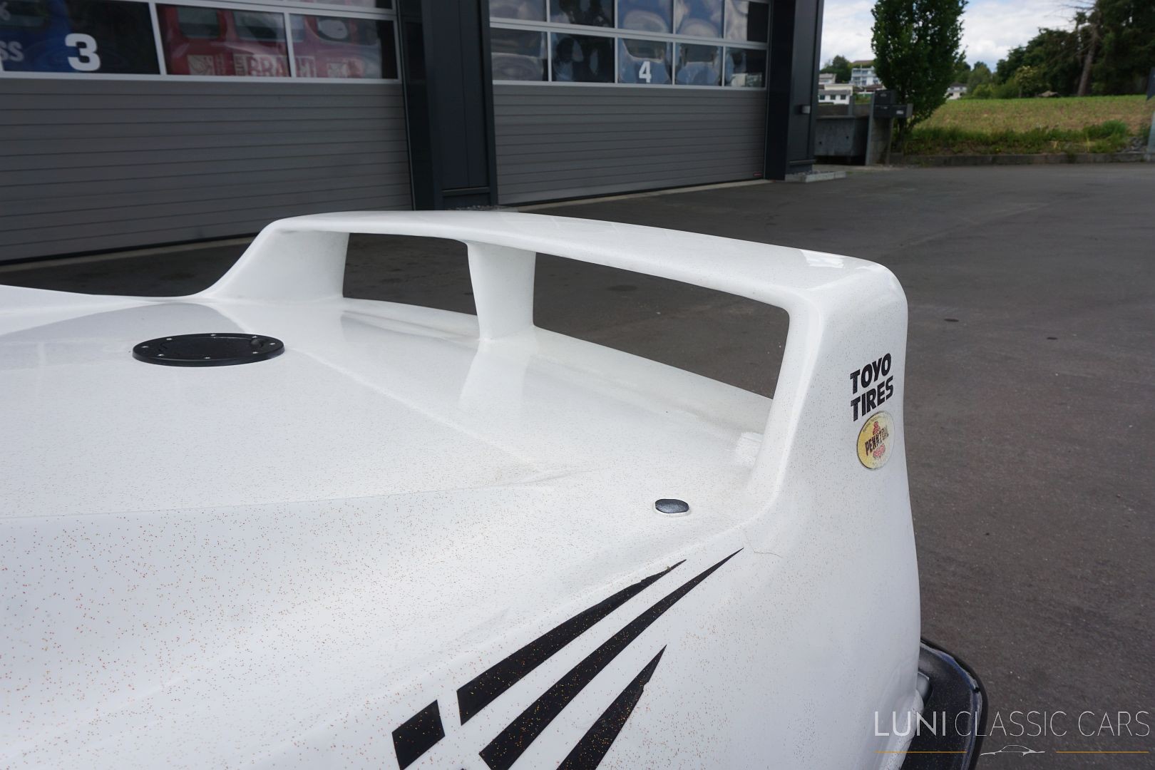 CHEVROLET Corvette C3 Custom-image-9