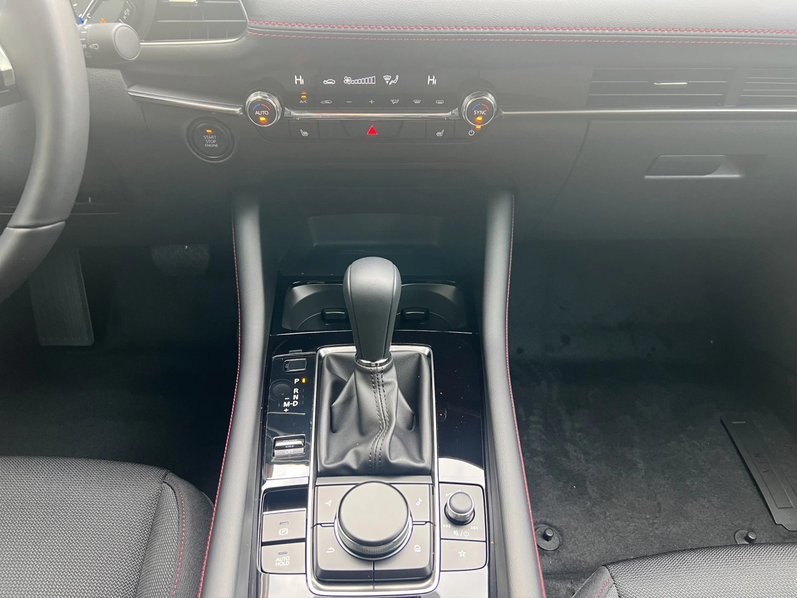 MAZDA 3 Hatchback SKYACTIV-X M Hybrid 186 Homura Automat-image-11