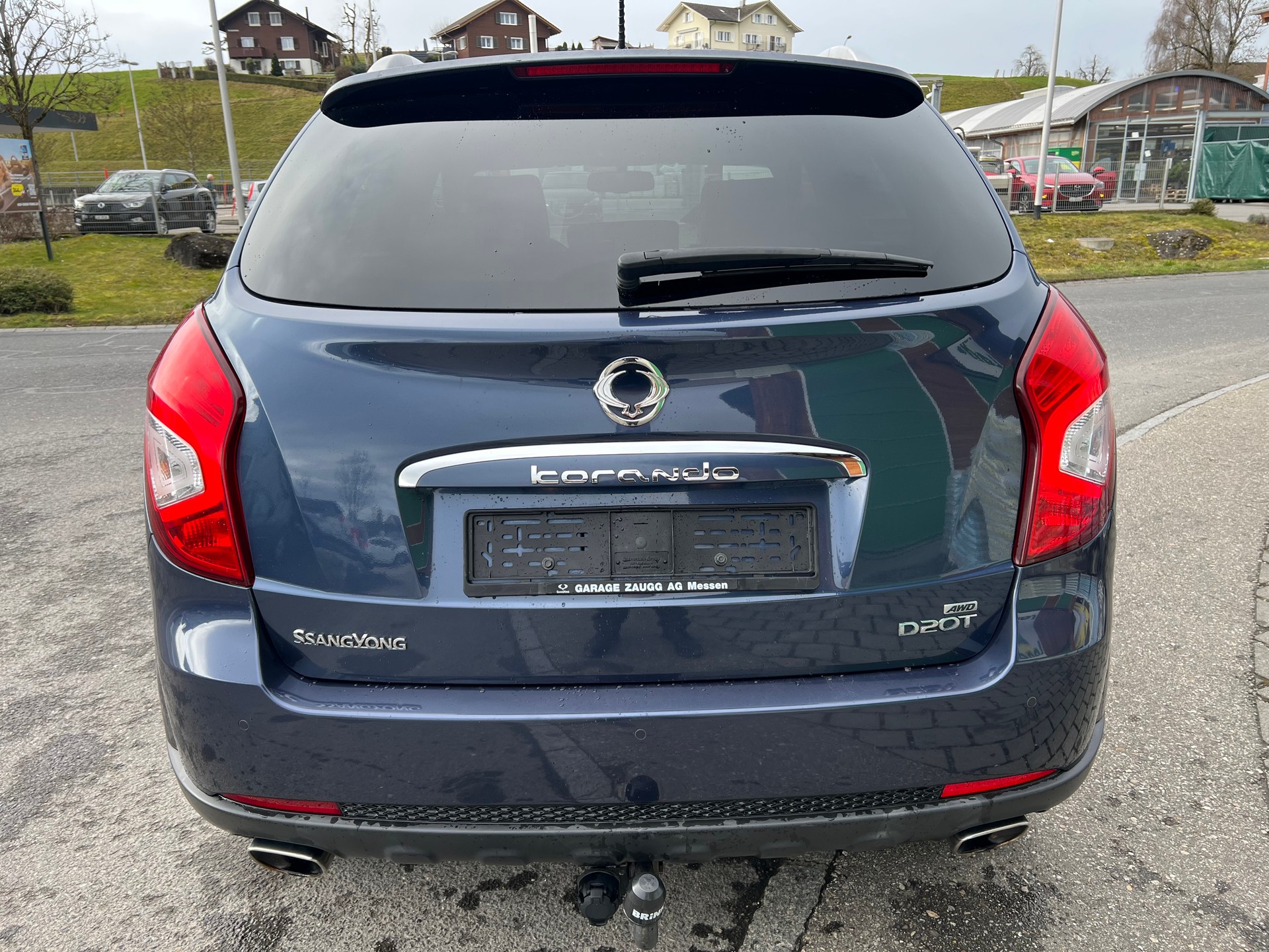 KGM-SsangYong Korando 2.0 e-XDI Quartz 4WD Automatic-image-3