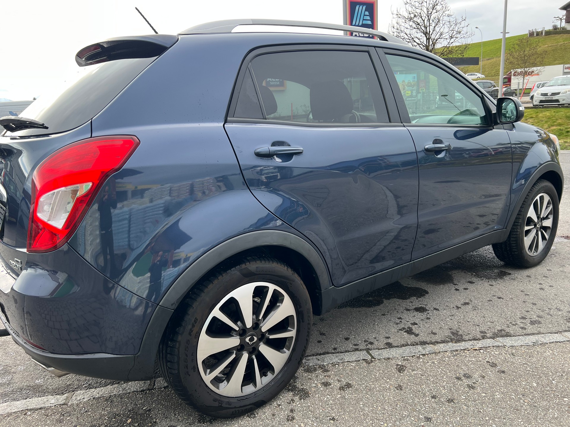 KGM-SsangYong Korando 2.0 e-XDI Quartz 4WD Automatic-image-4