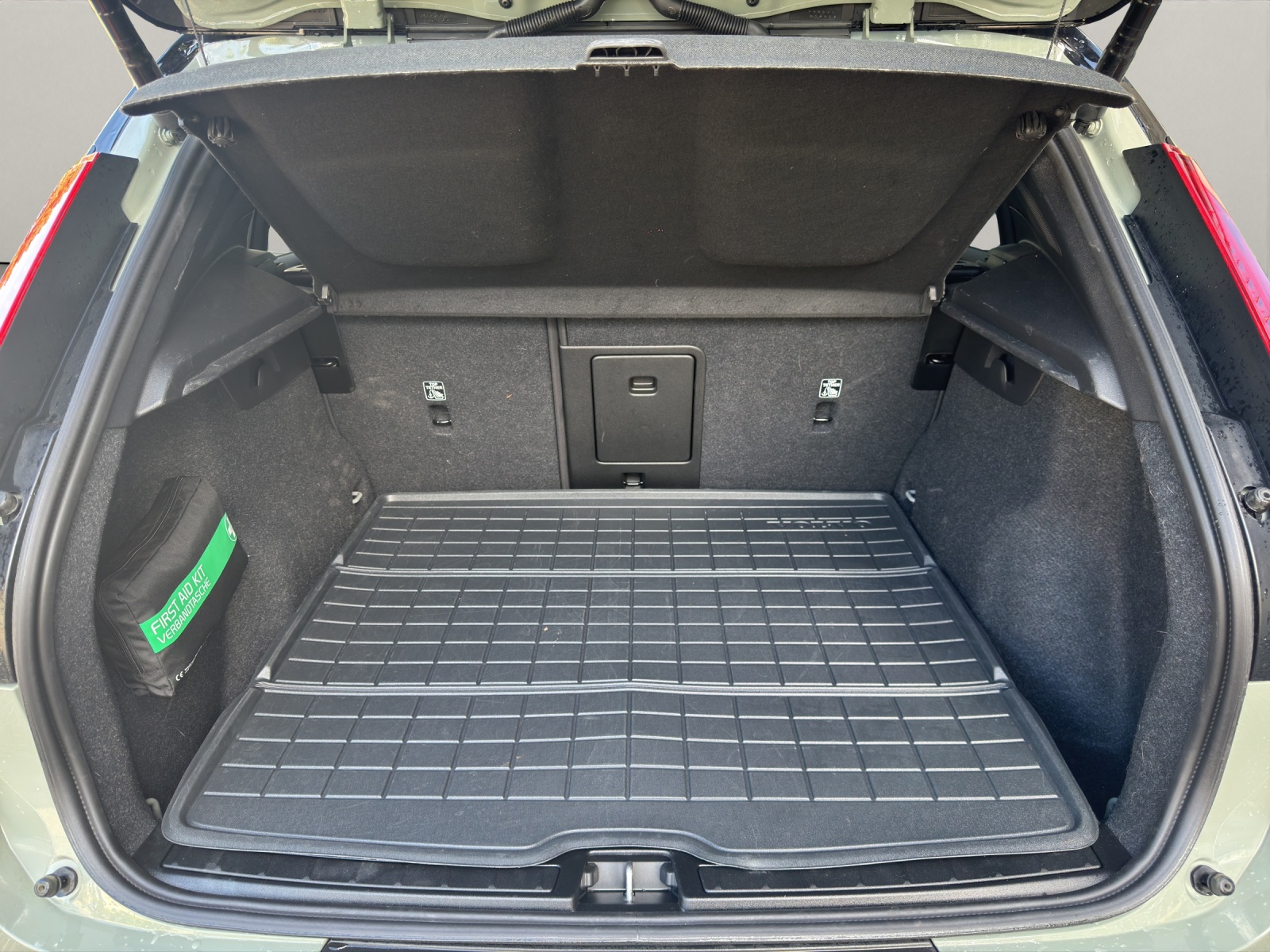 VOLVO EX40 Twin Ultra AWD-image-13