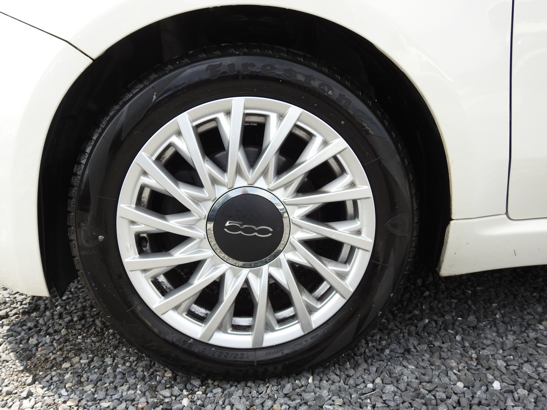 FIAT 500 0.9 Twinair Turbo Ron Arad Edition-image-8