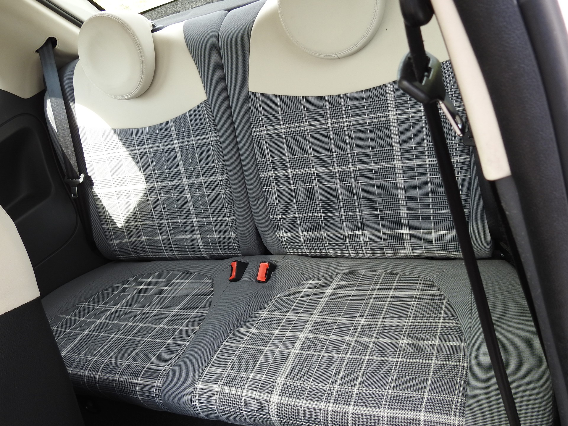 FIAT 500 0.9 Twinair Turbo Ron Arad Edition-image-13