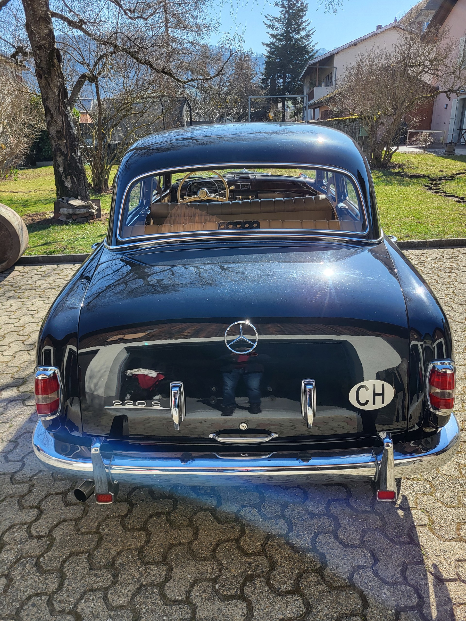 MERCEDES-BENZ Ponton 220S-image-3