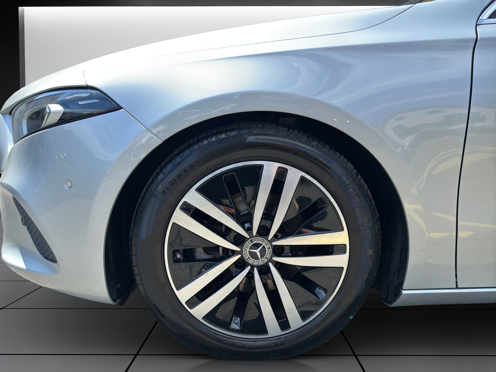 MERCEDES-BENZ A 180 Progressive-image-5