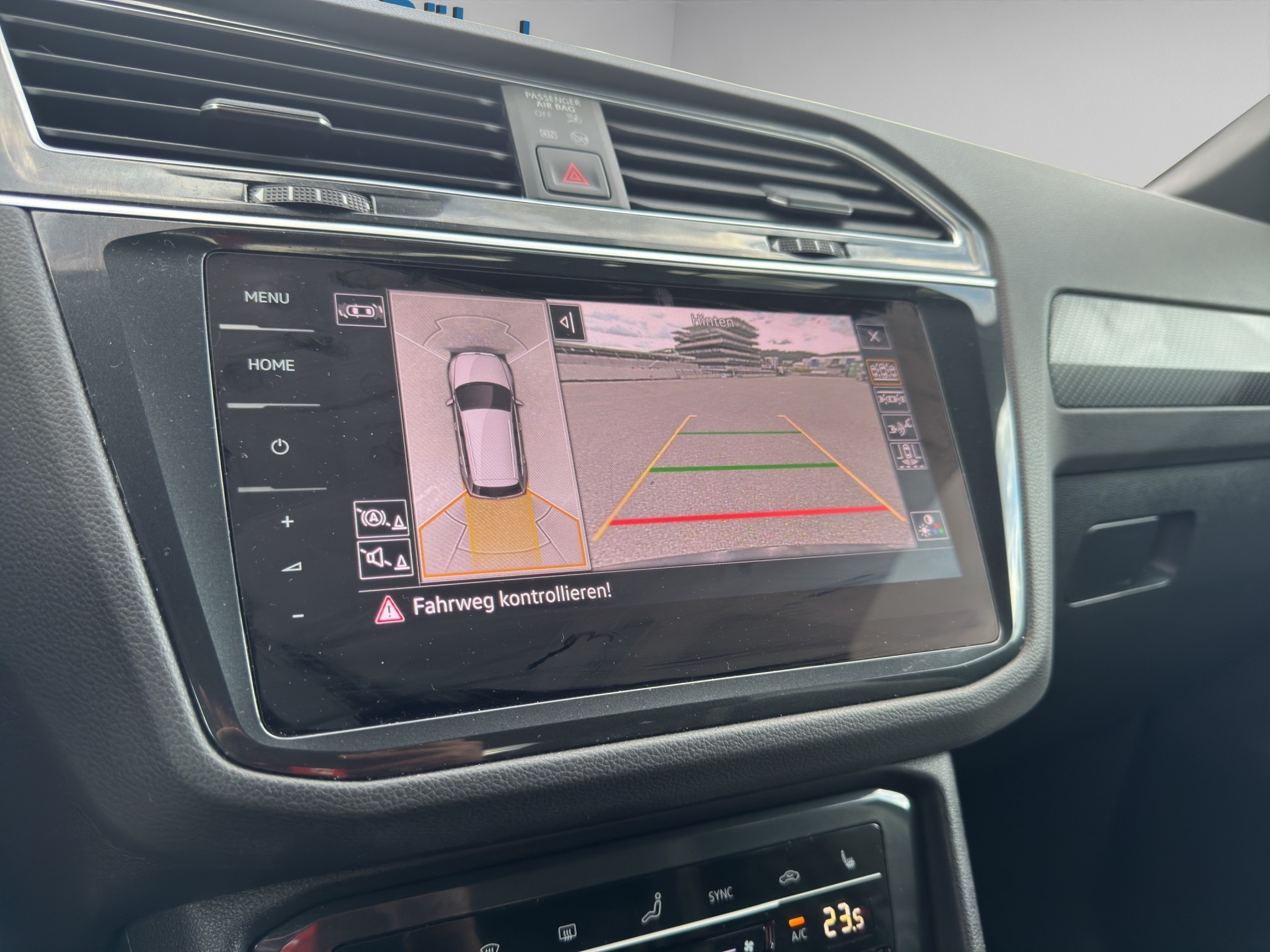 VW Tiguan 2.0TSI R 4Motion DSG-image-12
