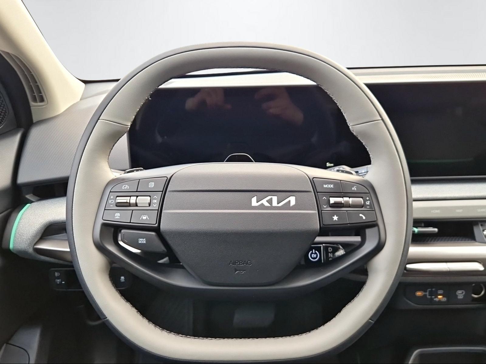 KIA EV4 81 kWh Earth-image-4