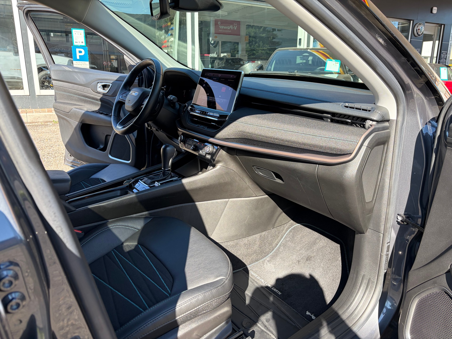 JEEP Compass 1.3 T PHEV Limited AWD-image-2