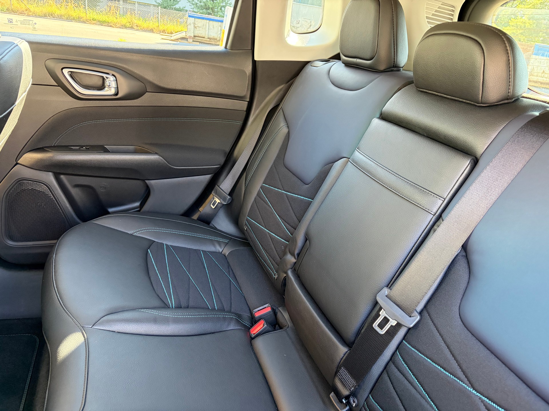 JEEP Compass 1.3 T PHEV Limited AWD-image-8