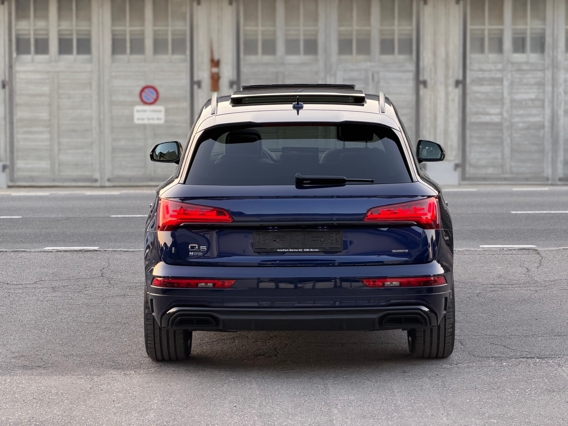 AUDI Q5 45 TFSI Black Edition quattro S-tronic-image-5