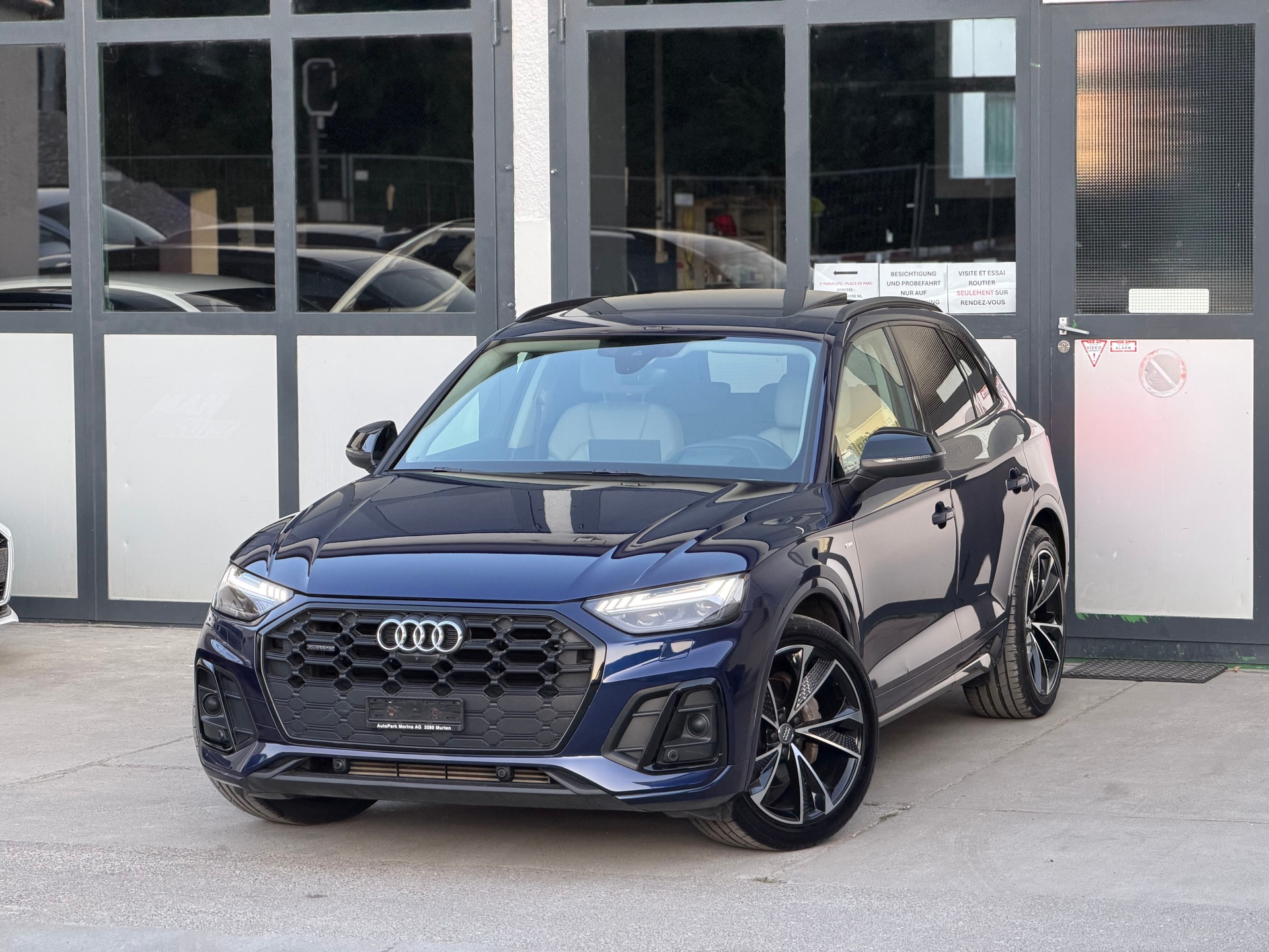 AUDI Q5 45 TFSI Black Edition quattro S-tronic-image-0