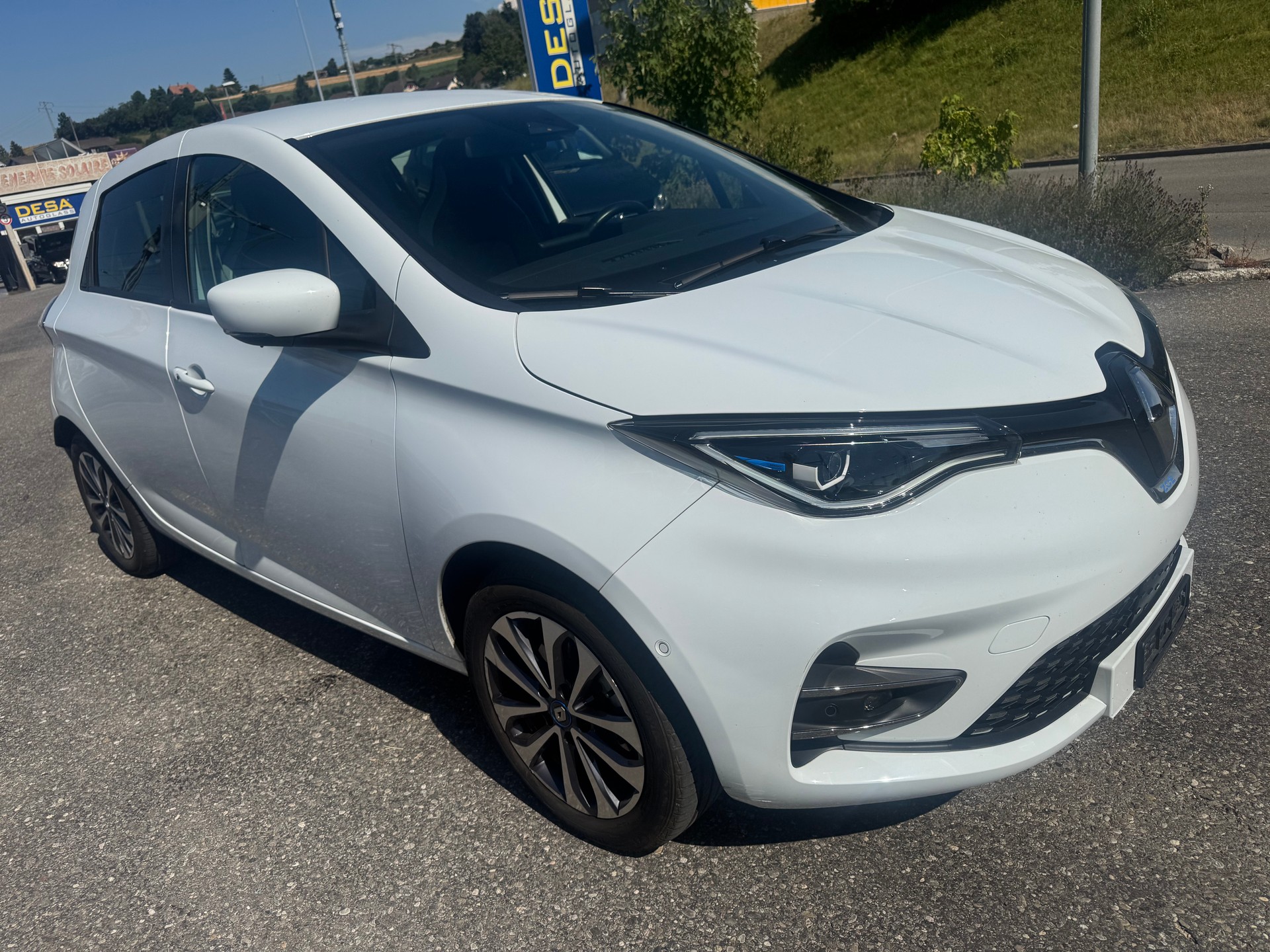 RENAULT Zoe Riviera R135 (Batterie Miete)-image-2