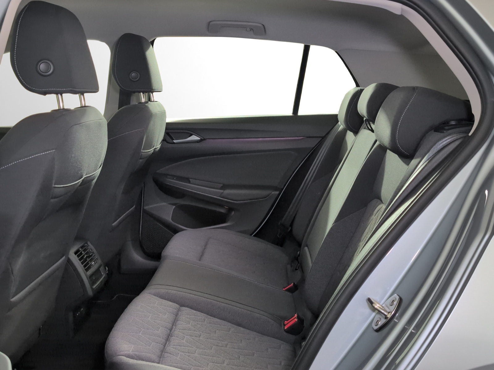 VW Golf 1.5 e TSI mHEV Life DSG-image-7