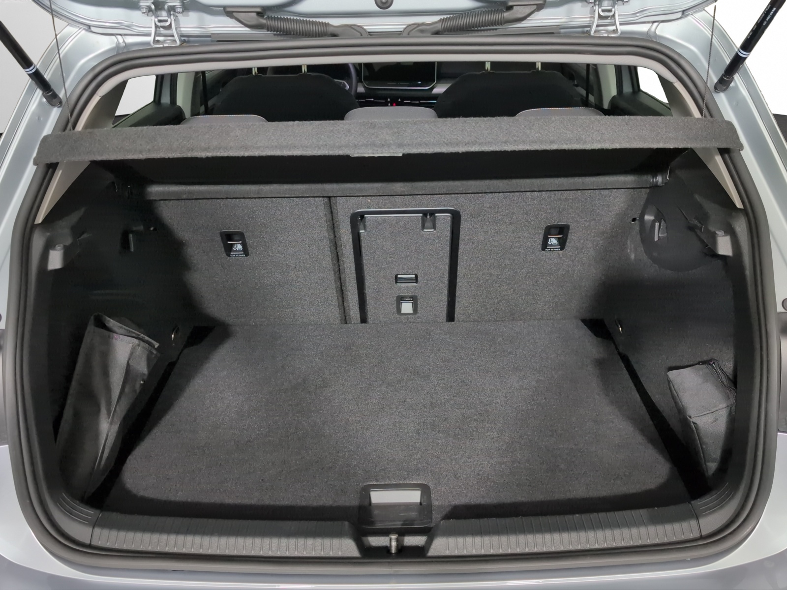 VW Golf 1.5 e TSI mHEV Life DSG-image-14