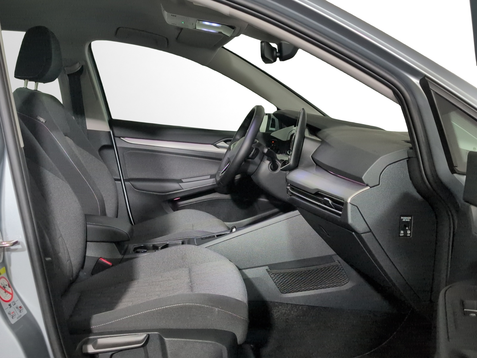 VW Golf 1.5 e TSI mHEV Life DSG-image-6
