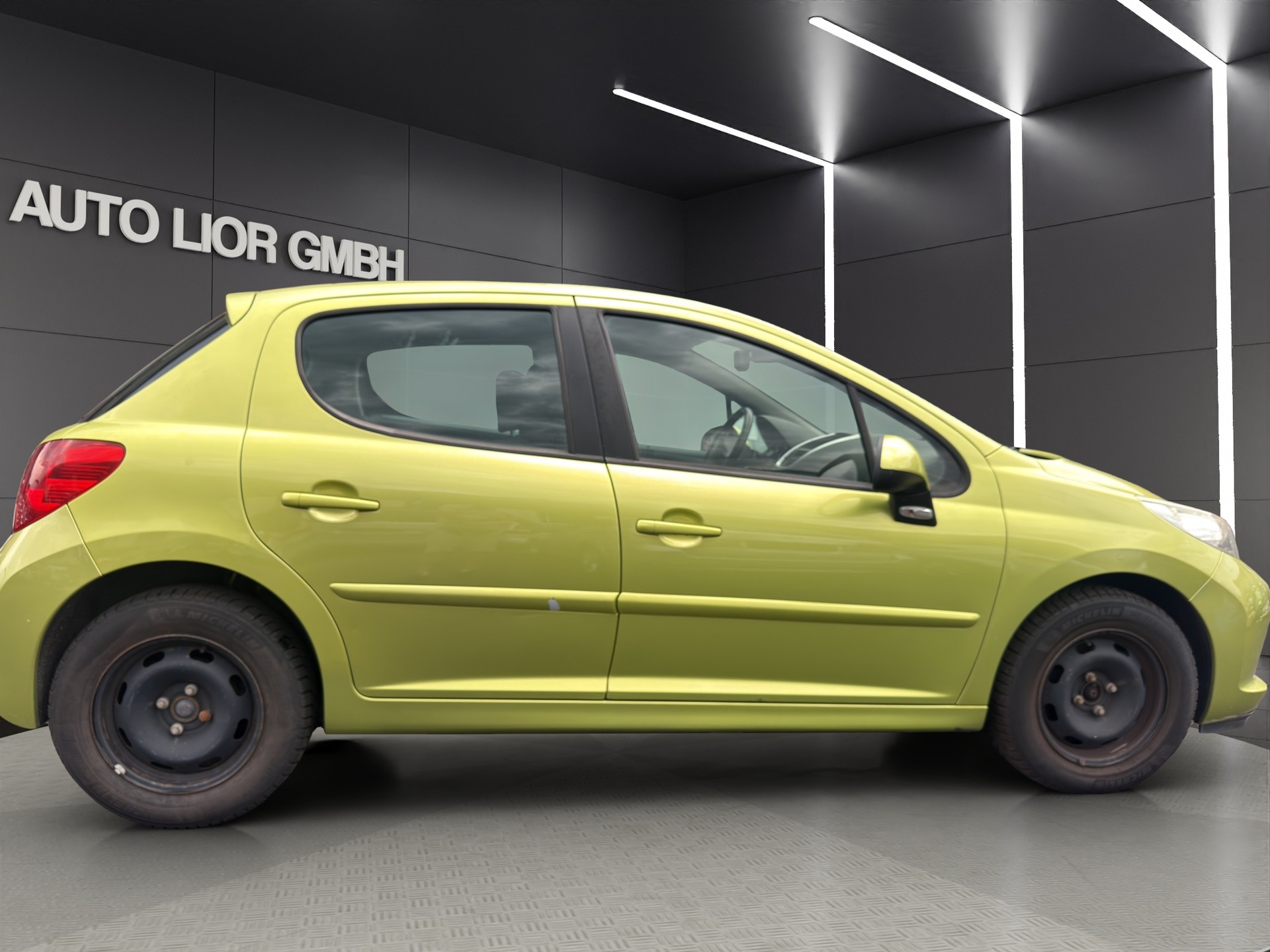 PEUGEOT 207 1.6 16V XS-image-6