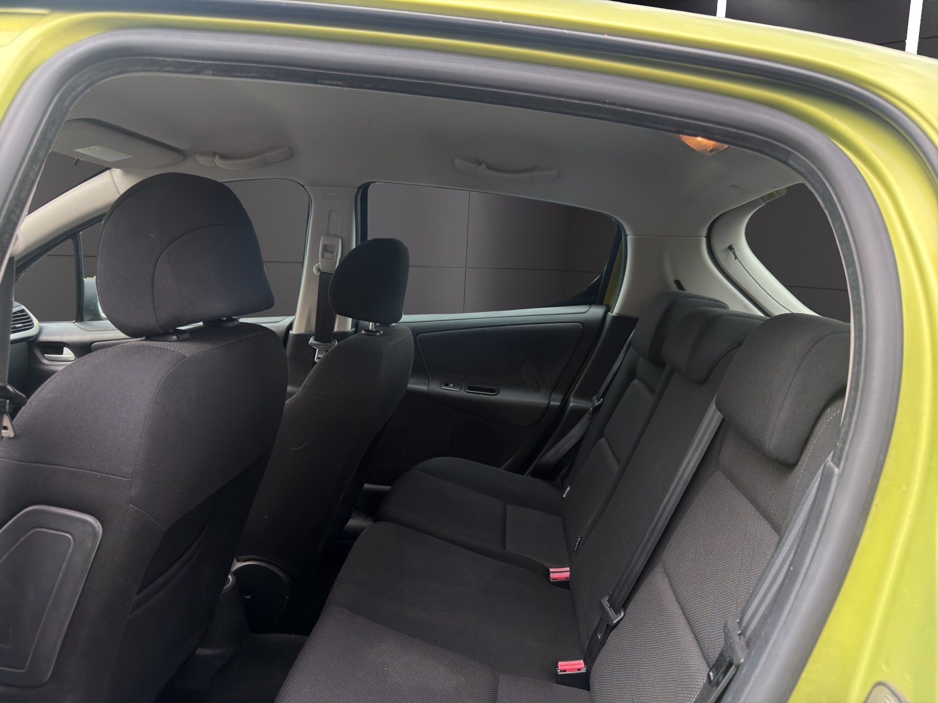 PEUGEOT 207 1.6 16V XS-image-11