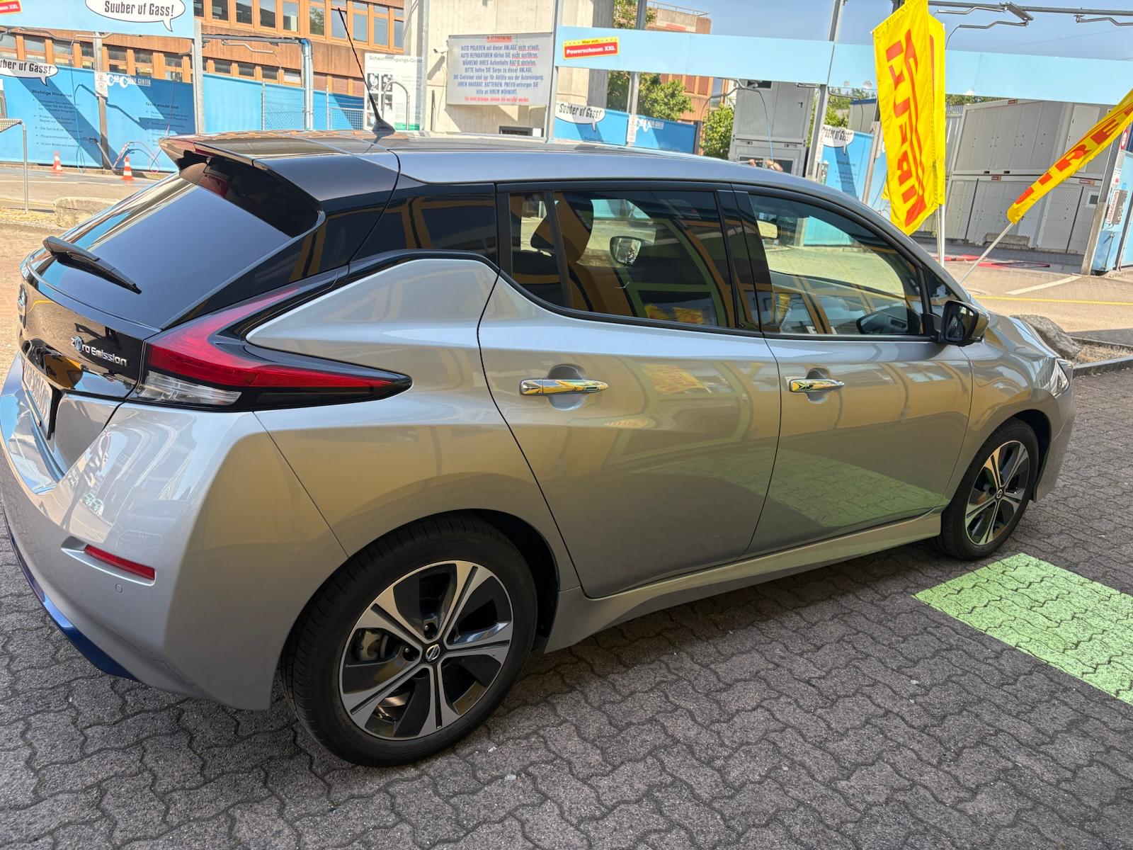NISSAN Nissan Leaf II (ZE1) 40 kWh (150 PS)-image-2