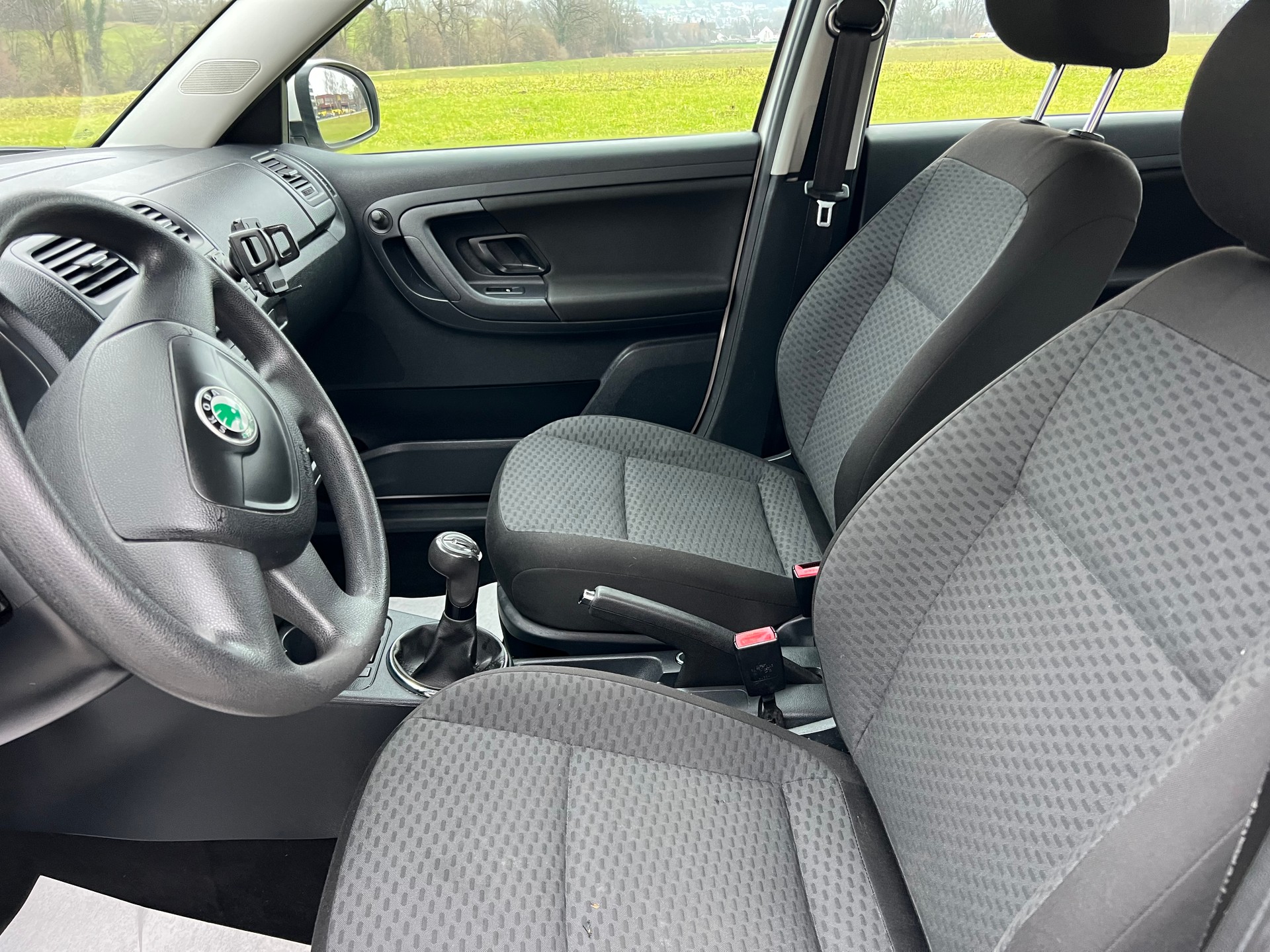 SKODA Fabia 1.2 TSI Ambition-image-4