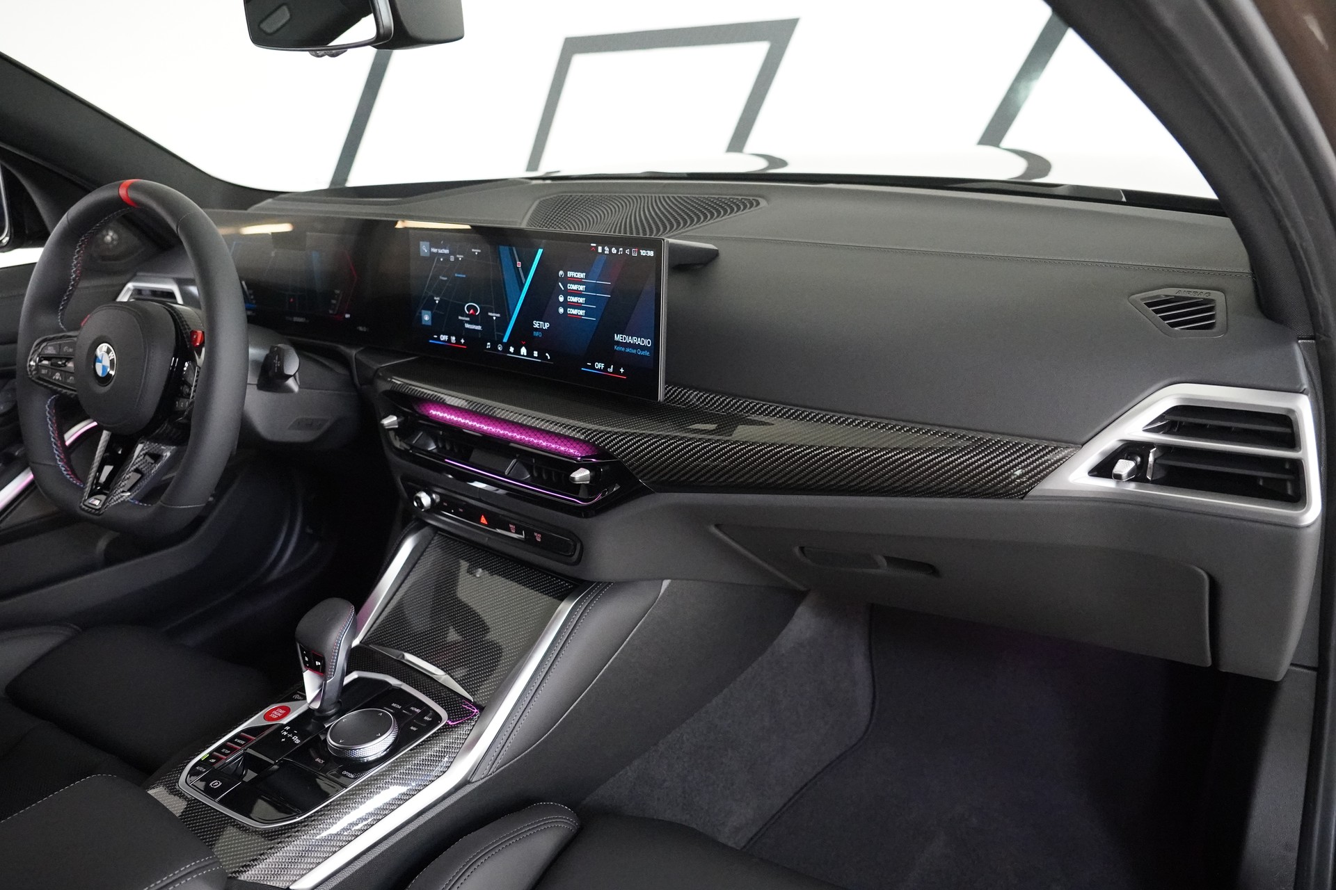 BMW M3 Touring xDrive Competition M-image-16