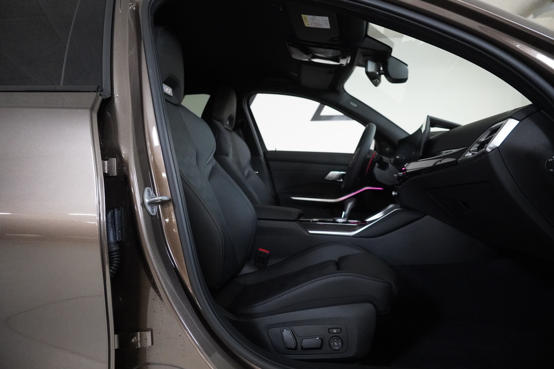 BMW M3 Touring xDrive Competition M-image-13