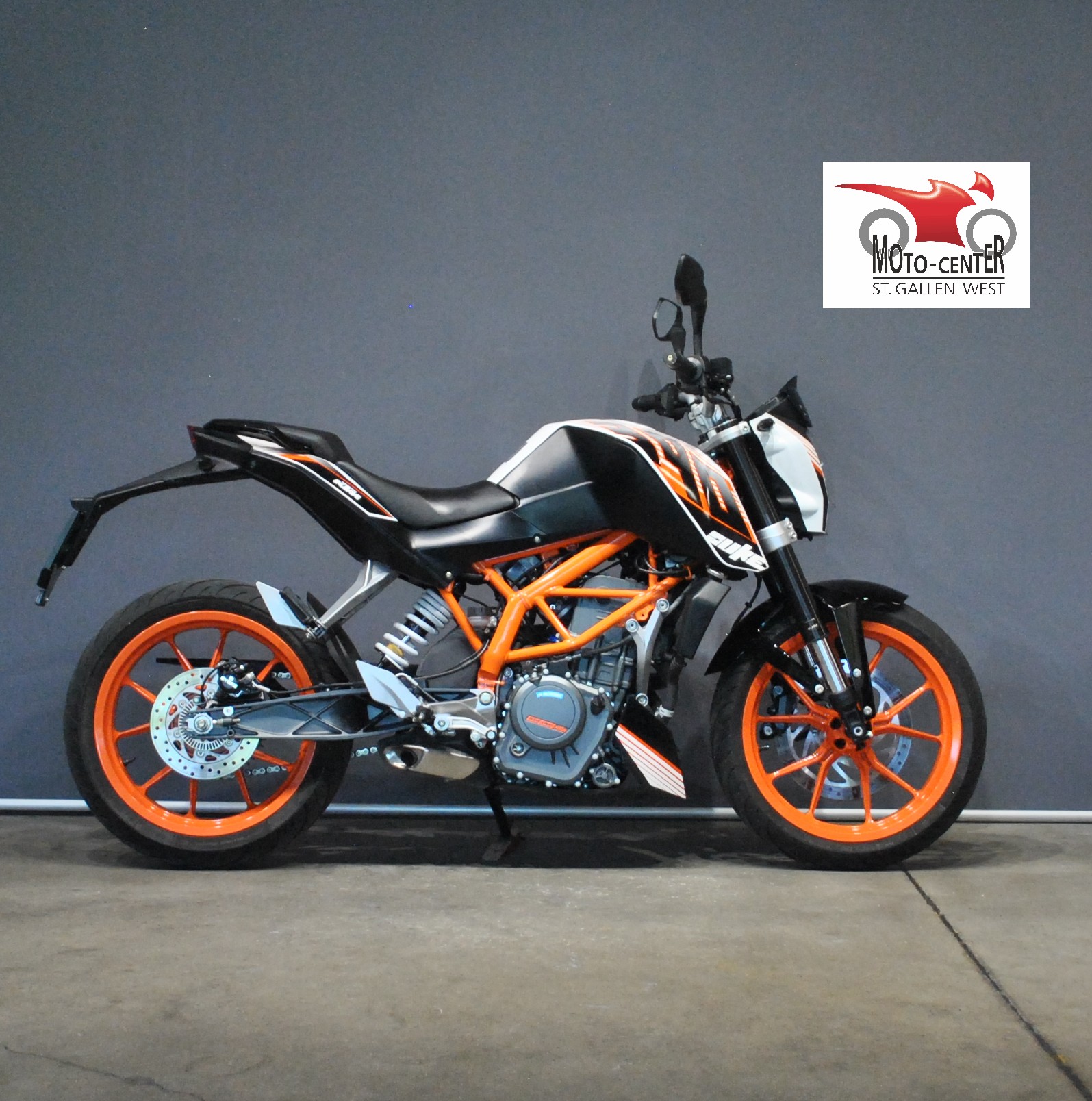 KTM 390 Duke ABS-showroom-element-1
