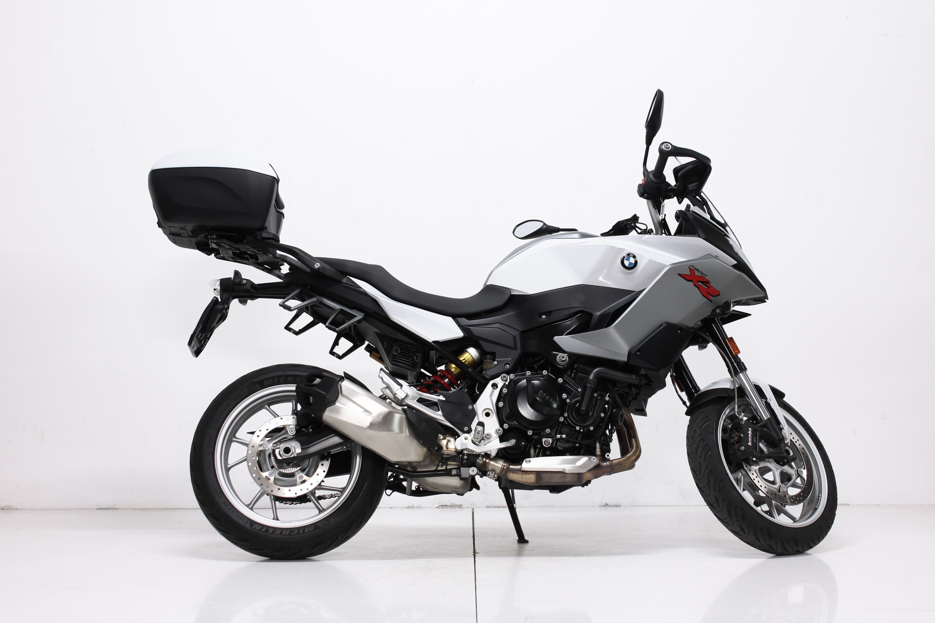 BMW F 900 XR A2-showroom-element-1