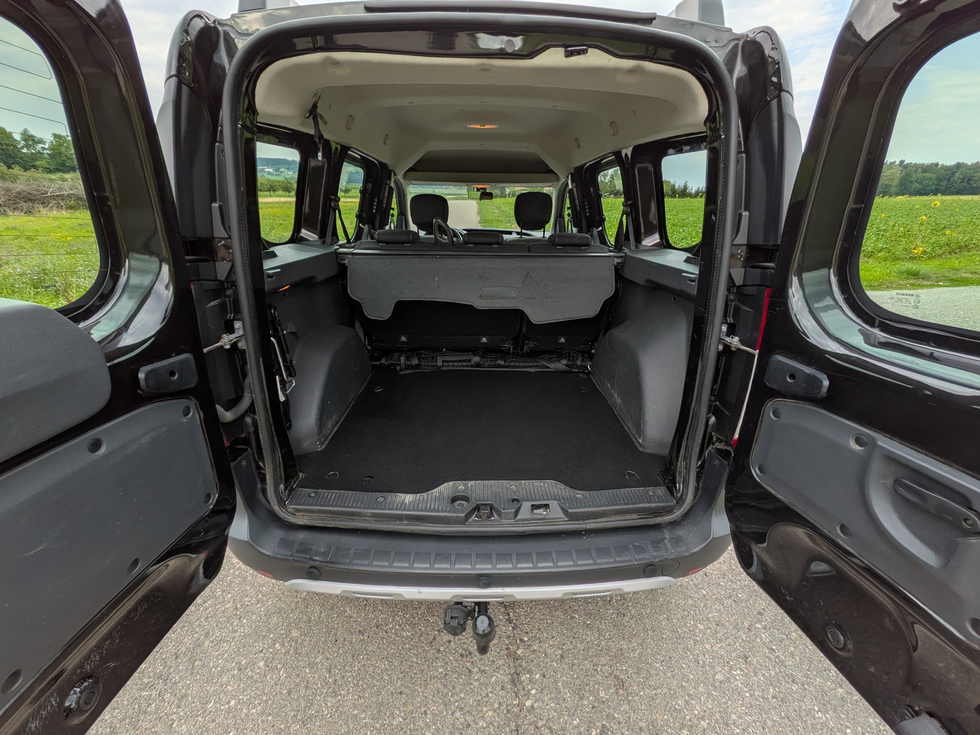 DACIA Dokker TCE 130 16V Stepway-image-12