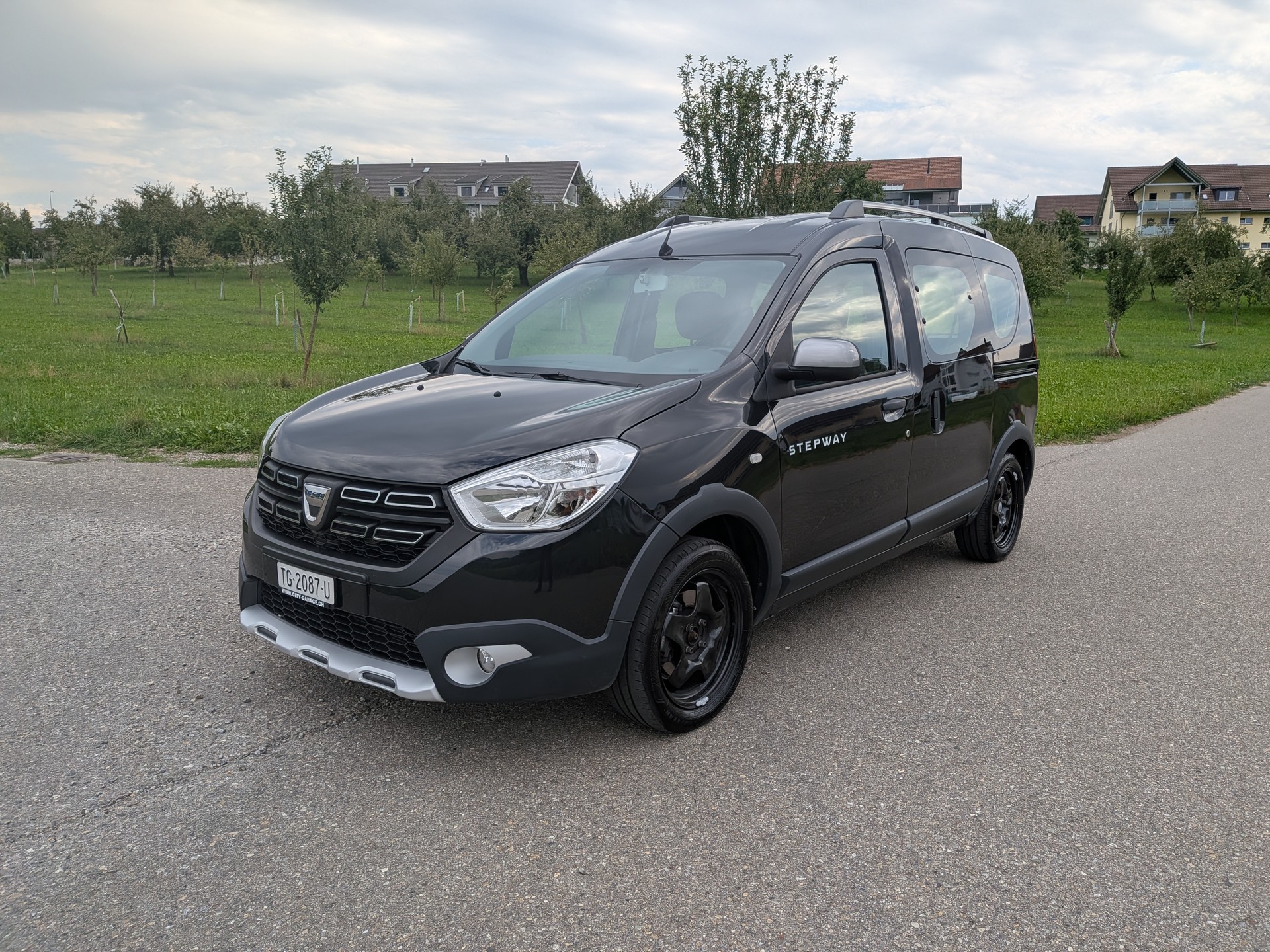 DACIA Dokker TCE 130 16V Stepway-image-4