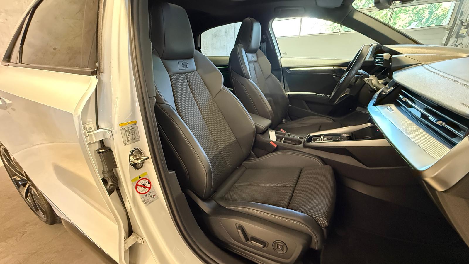 AUDI S3 Limousine 2.0 TFSI quattro S-Tronic-image-12