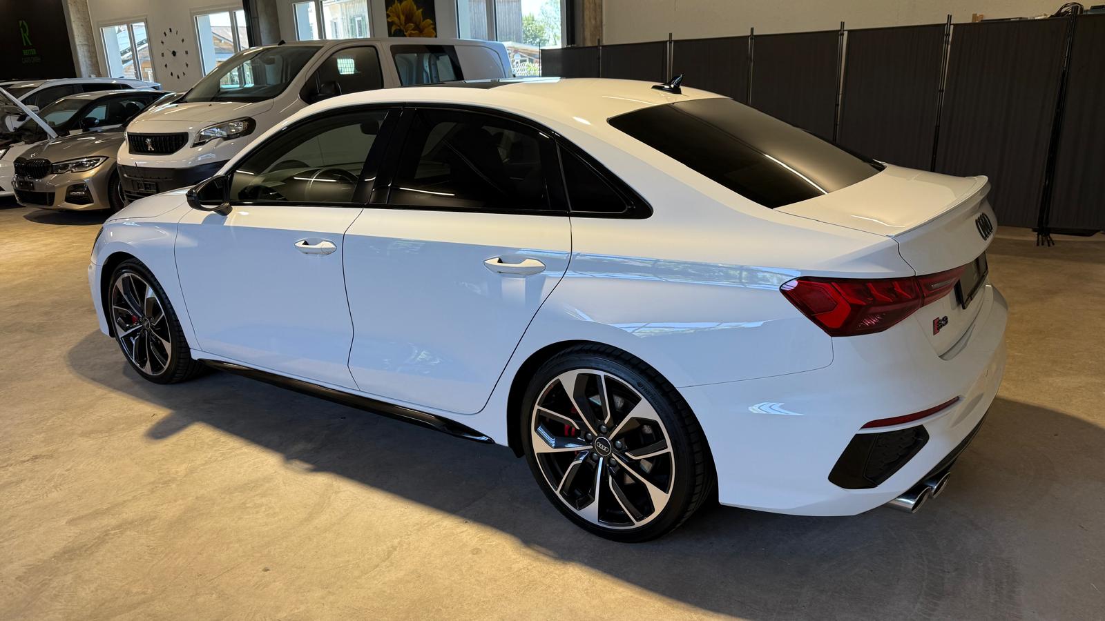 AUDI S3 Limousine 2.0 TFSI quattro S-Tronic-image-7