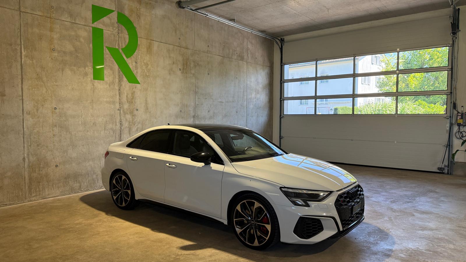 AUDI S3 Limousine 2.0 TFSI quattro S-Tronic-image-3