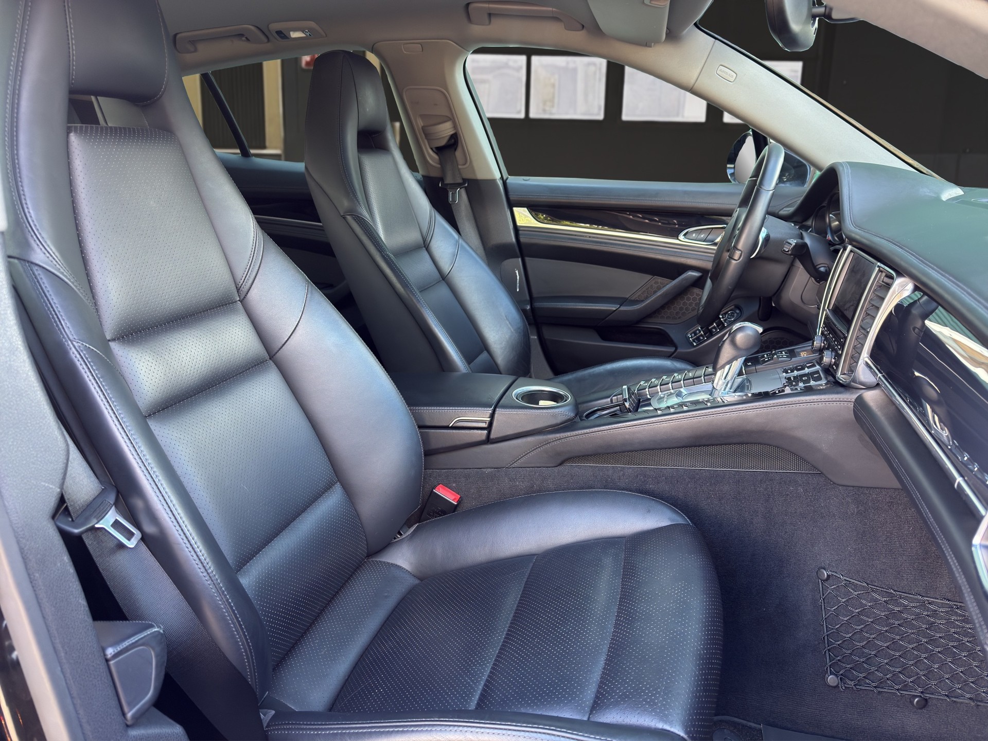PORSCHE Panamera 4.8 V8 4S PDK-image-10