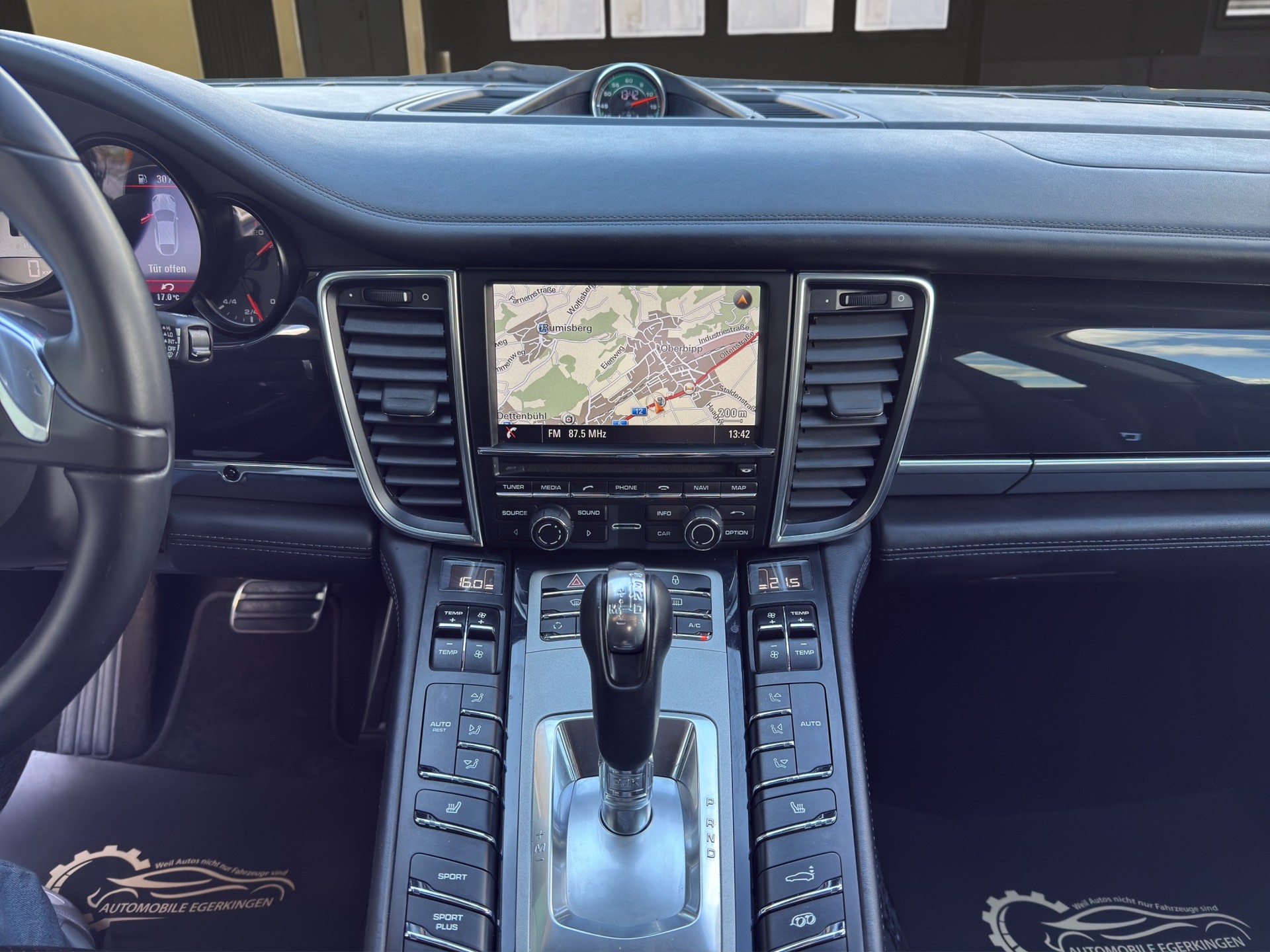 PORSCHE Panamera 4.8 V8 4S PDK-image-15