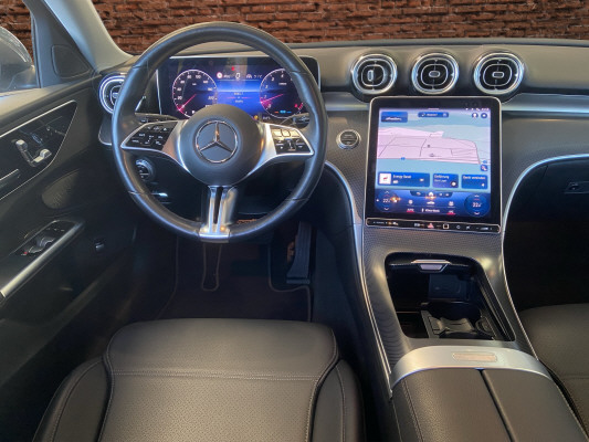 MERCEDES-BENZ C 180 Avantgarde-image-8