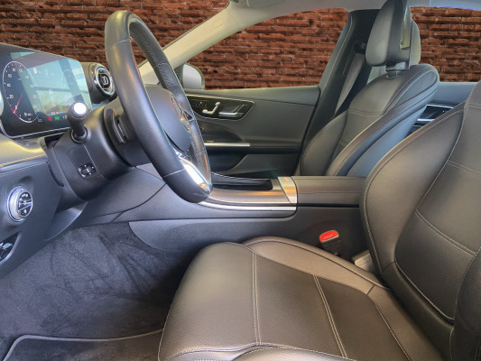 MERCEDES-BENZ C 180 Avantgarde-image-9
