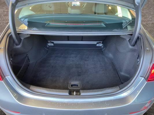 MERCEDES-BENZ C 180 Avantgarde-image-6