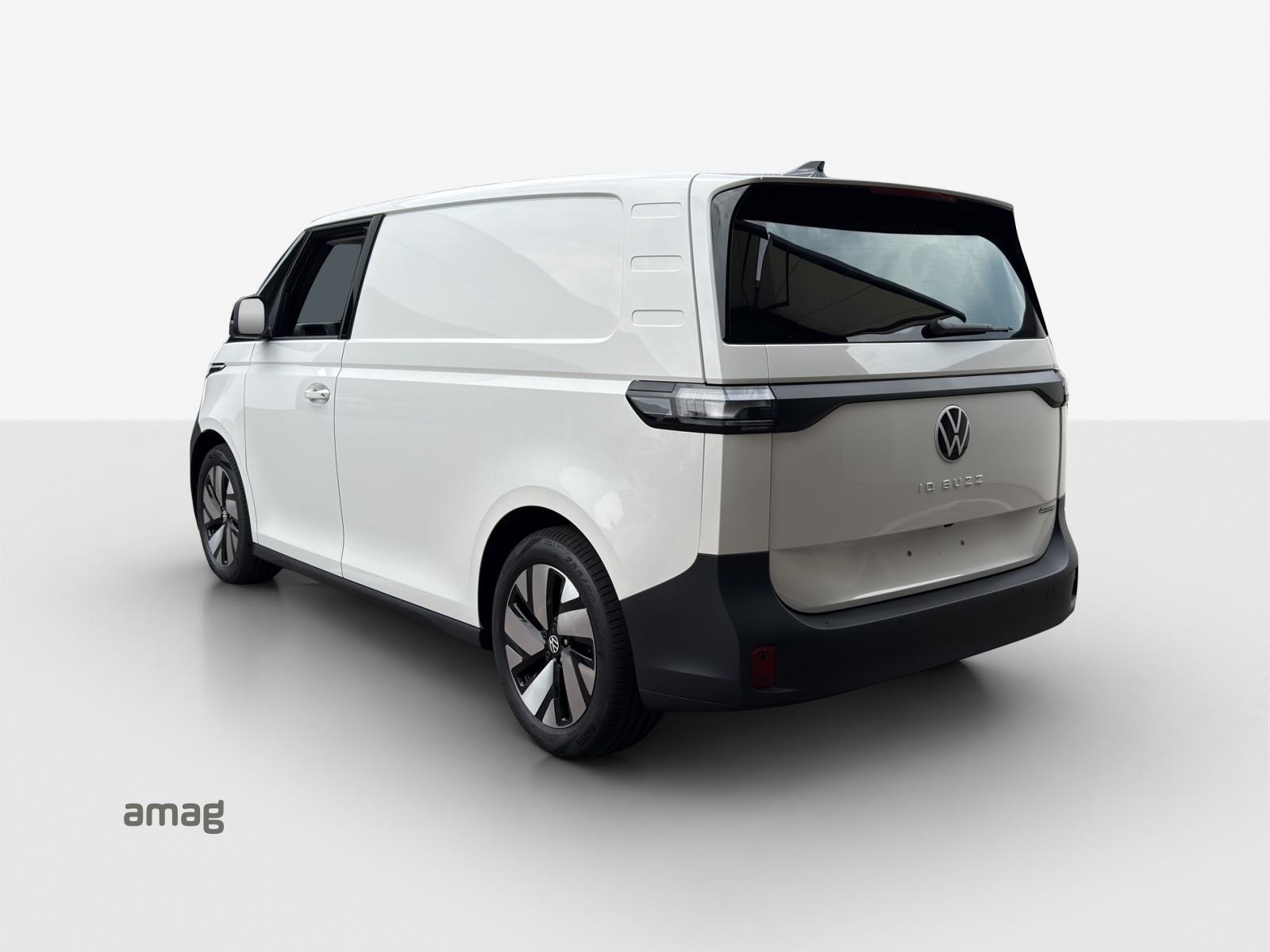 VW ID. Buzz Cargo Pro 4Motion-image-2